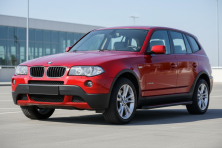 Бокові пороги Maya Red (2 шт., Алюміній) BMW X3 E83 2003-2010 рр.