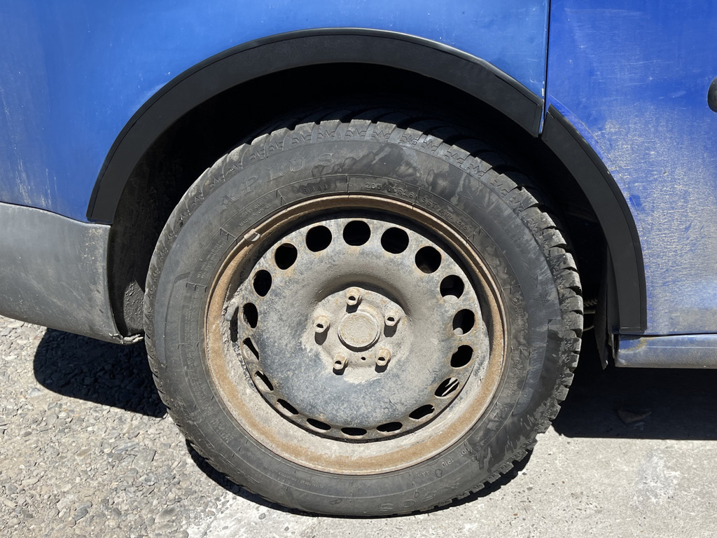 Накладки на арки (чорний мат) Довга база (пластик) для Volkswagen Caddy 2004-2010 рр