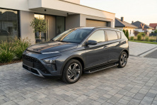 Бокові пороги Allmond Black (2 шт., Алюміній) Hyundai Bayon 2021- рр.