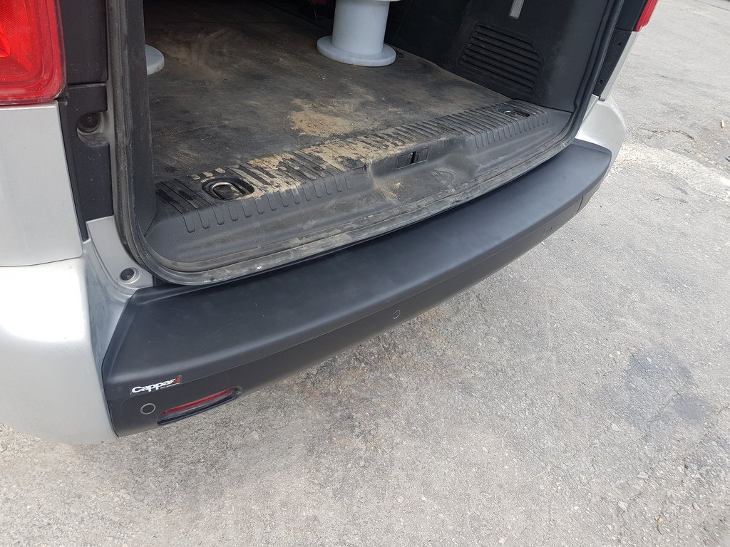 Накладка на задній бампер EuroCap (на довгу базу, ABS) для Opel Vivaro 2019- рр