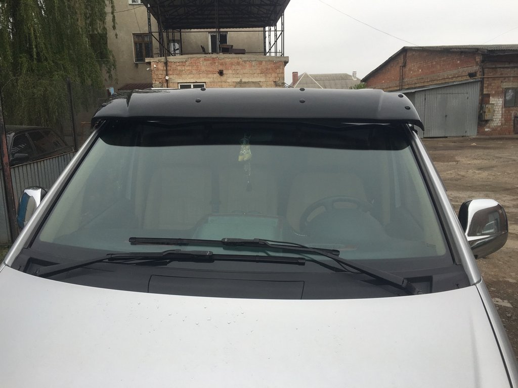 Козирьок на лобове скло (чорний глянець, 5мм) для Mercedes Vito W639 2004-2014 рр