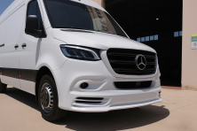 Накладка на передній бампер V3 (під фарбування) для Mercedes Sprinter W907/W910 2018- рр
