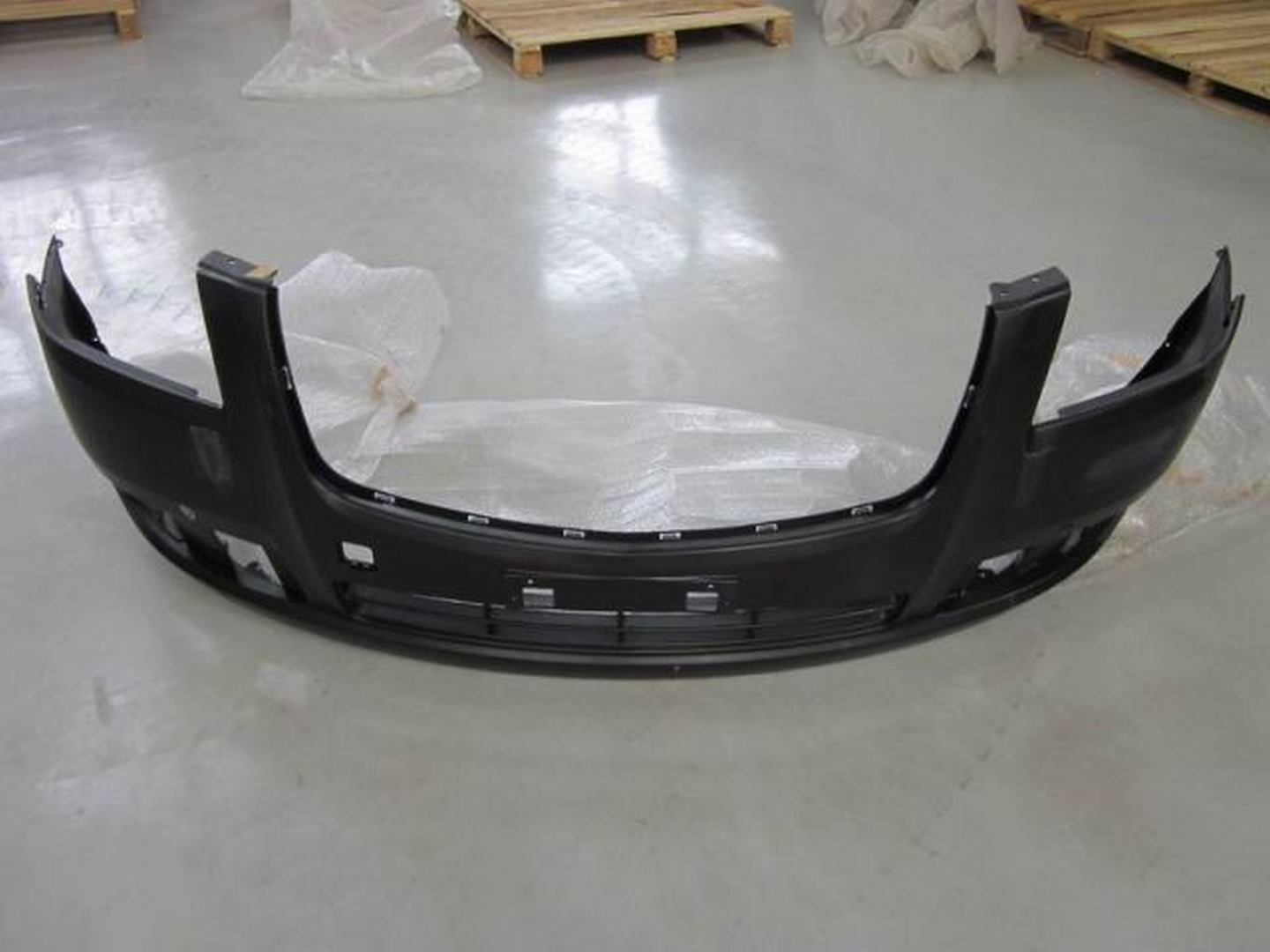 Бампер передній (під ParkTronic) Geely EC-8