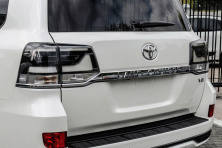 Задні ліхтарі 2016+ (Executive Black) Toyota Land Cruiser 200 2007-2021 рр.