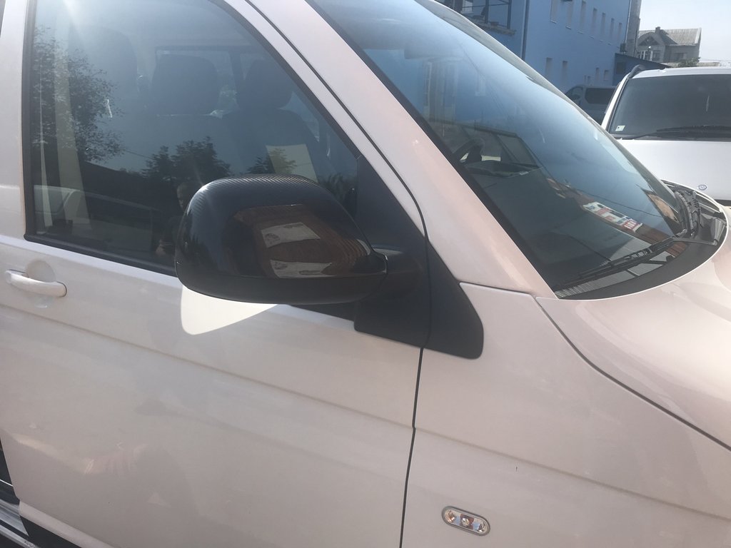 Накладки на дзеркала (2 шт., карбон) Покриття під карбон для Volkswagen T6 2015-2024 рр