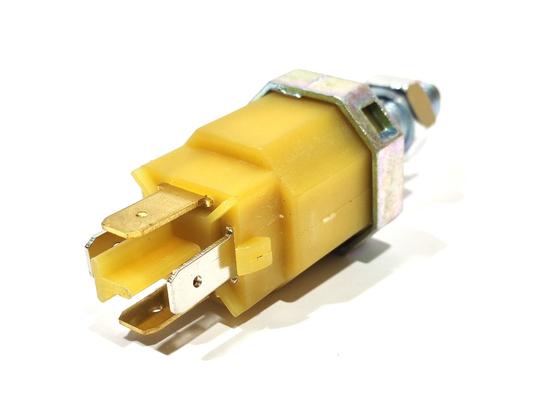 Датчик стоп-сигналу (жабка) Chery Tiggo KIMIKO