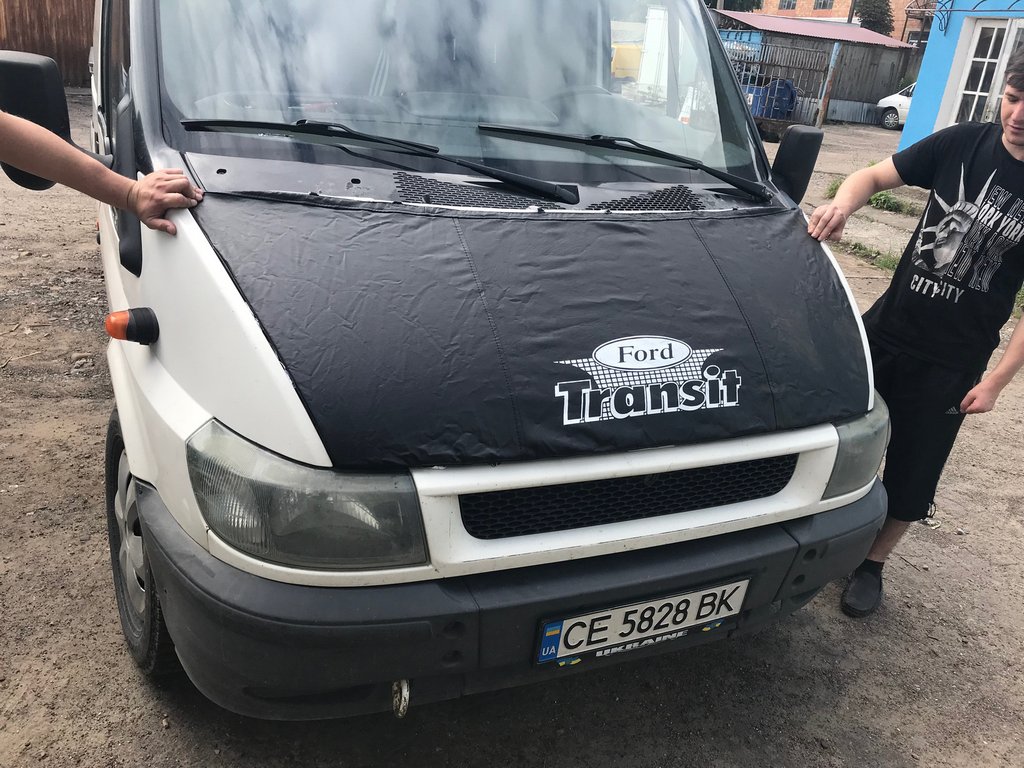 Чохол капота (2000-2006, шкірозамінник) для Ford Transit рр