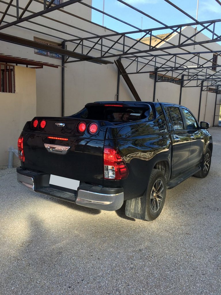 Кунг GRAND BOX для Toyota Hilux 2015- рр
