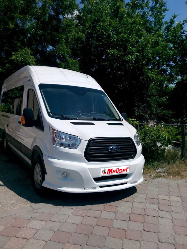 Накладка на передній бампер LED (2014-2019, під фарбування) для Ford Transit 2014- рр