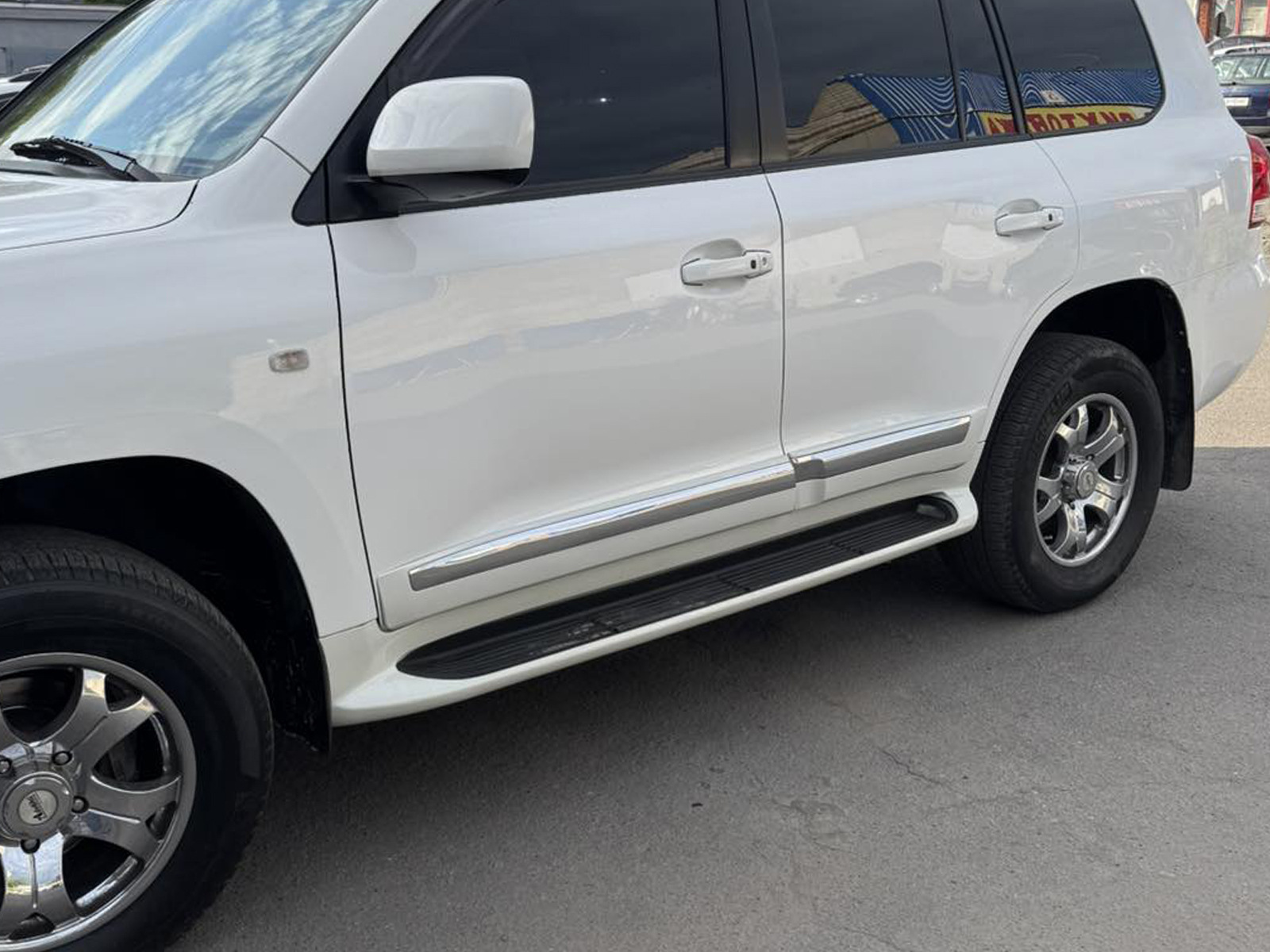 Комплект дверних молдингів (2008-2016) Чорний колір для Toyota Land Cruiser 200 рр