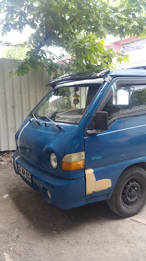 Козирьок на лобове скло (чорний глянець, 5мм) для Hyundai H100