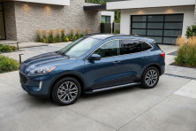 Бокові пороги Vision New Black (2 шт., Алюміній) Ford Kuga/Escape 2019- рр.