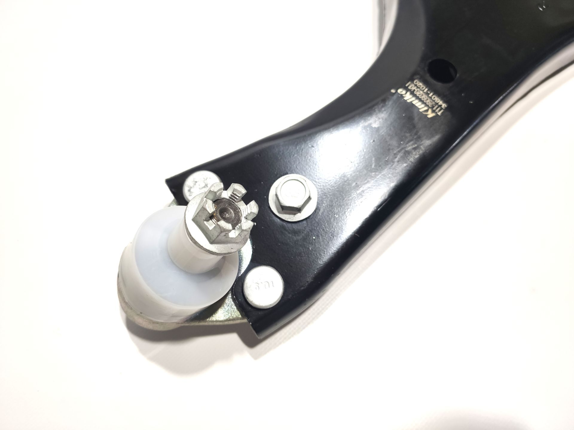 Важіль передній R Lifan X60 KIMIKO