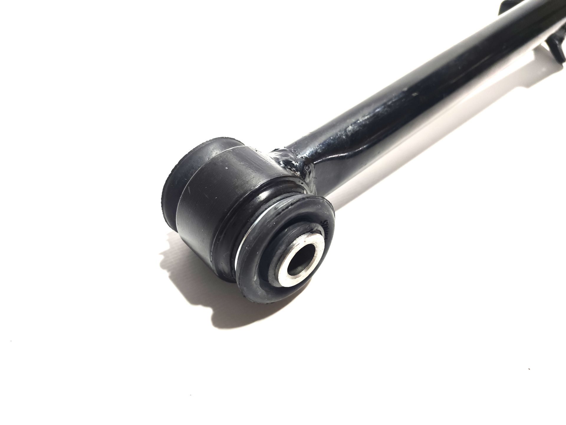 Важіль задній поперечний R Lifan X60 KIMIKO