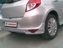 Накладка на задній бампер V2 (під фарбування) для Renault Clio III 2005-2012 рр