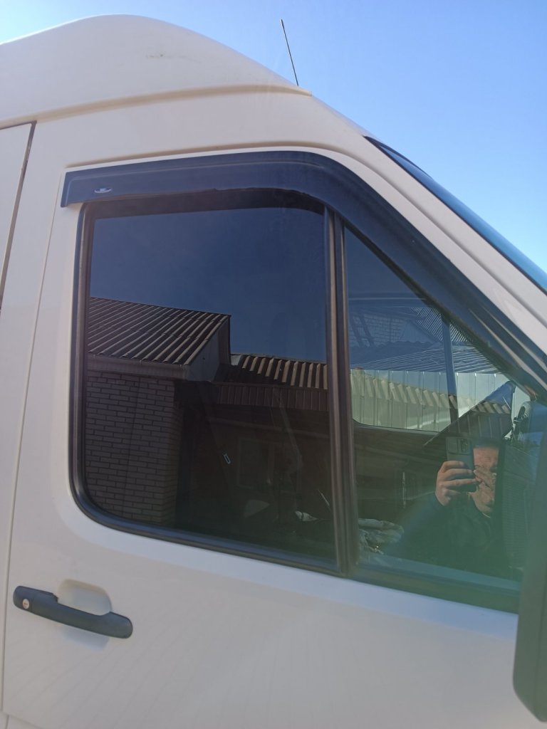 Вітровики (2 шт, HIC) для Volkswagen LT 1995-2006 рр