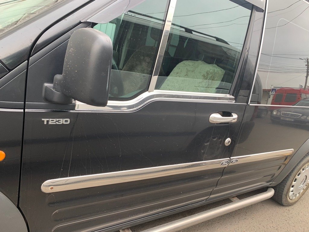 Зовнішня окантовка вікон (2 шт., нерж.) Carmos - Турецька сталь для Ford Connect 2002-2006 рр