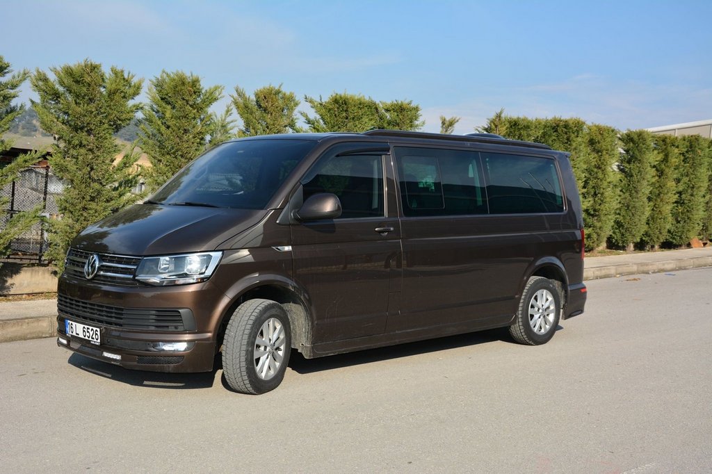 Накладка на передній бампер Sport 2-LED 2015-2018 (під фарбування) для Volkswagen T6 рр