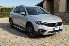 Бокові пороги Fullmond (2 шт., Алюміній) Fiat Tipo Cross 2021- рр.