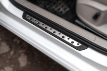 Накладки на пороги Flexill Dotline (4 шт, нерж) Volkswagen Golf 7/E-Golf 2012-2020 рр.