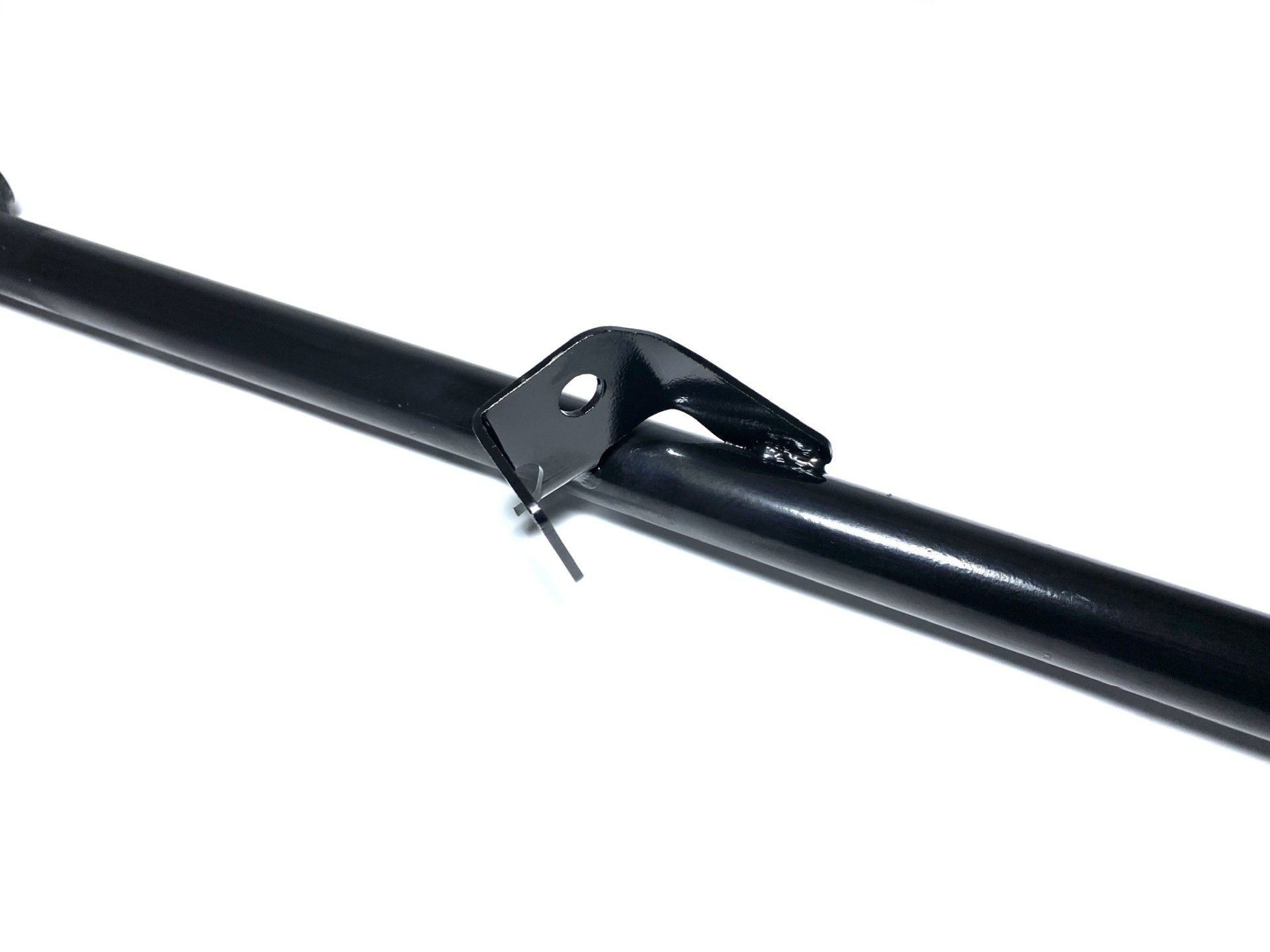 Важіль задній поперечний L Lifan X60 KLM