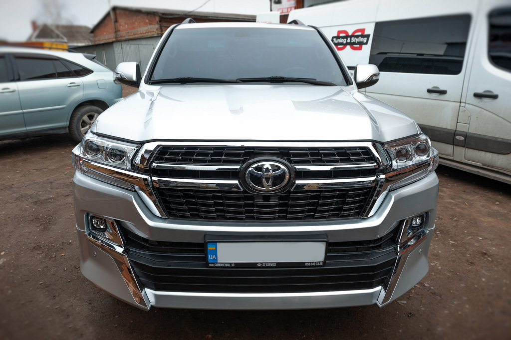 Решітка 2016-2021 (дизайн 2021) для Toyota Land Cruiser 200 рр