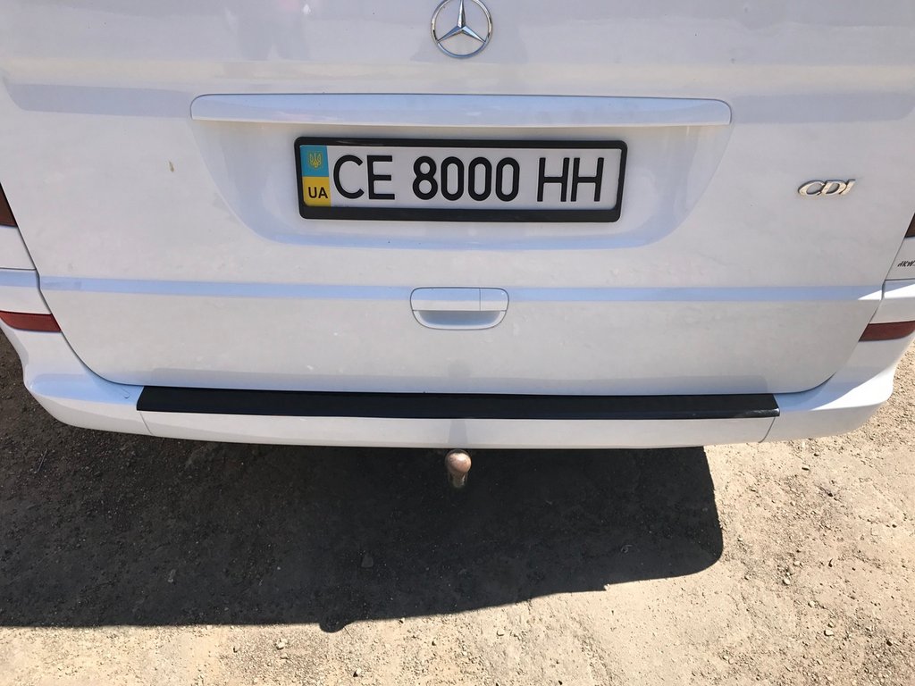 Накладка на задній бампер з загином (DDU, пластик) Глянцева для Mercedes Vito W639 2004-2014 рр