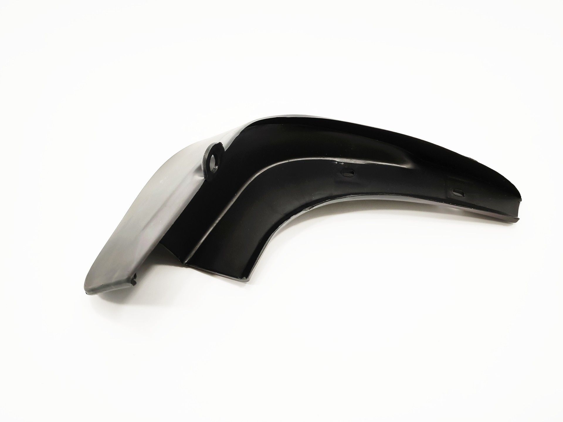 Бризковик задній L Geely MK KLM