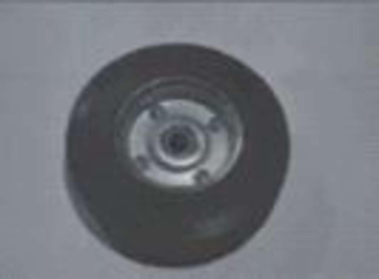 Колесо для тачек и платформ (литая резина)   (125/37,5- 50mm, под ось 12mm, 3 болта)   MRHD