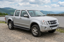 Бокові пороги Allmond Black (2007-2012, 2 шт., Алюміній) Isuzu D-Max 2002-2011 рр.