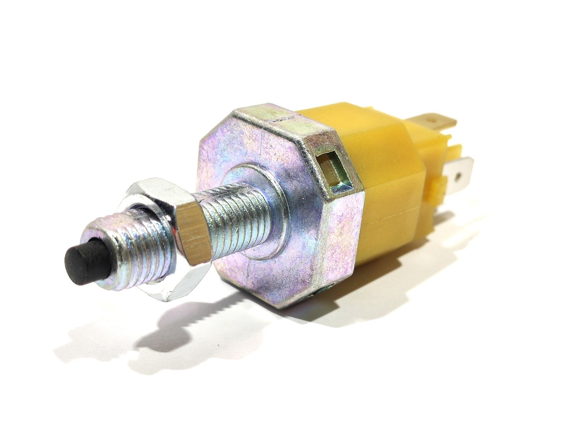 Датчик стоп-сигналу (жабка) Chery Tiggo KIMIKO