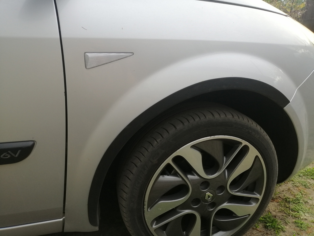 Накладки на арки (4 шт, чорні) для Renault Scenic/Grand 2003-2009 рр