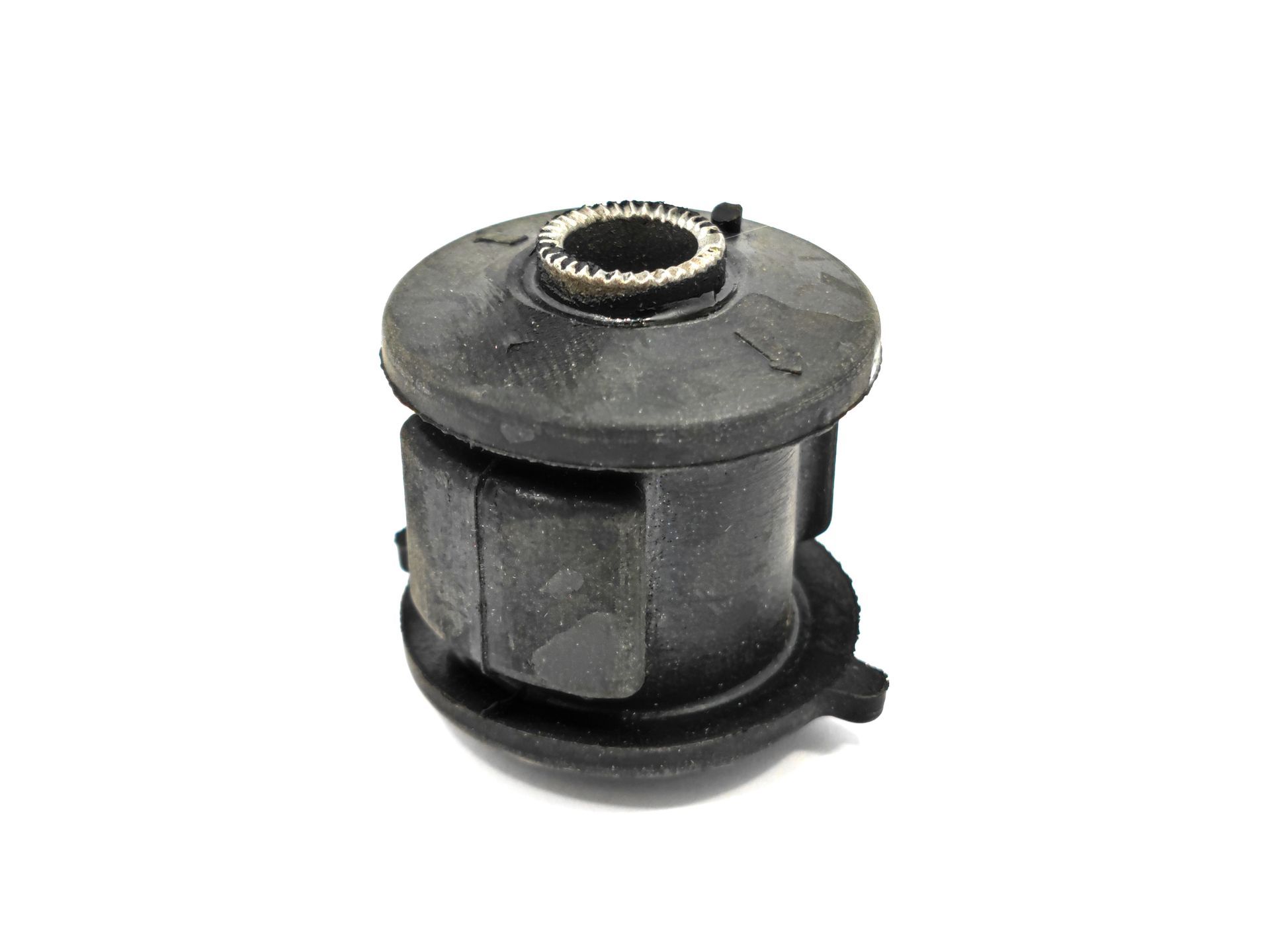 Сайлентблок важеля заднього поздовжнього та цапфи (низ.) Hyundai Accent KLM