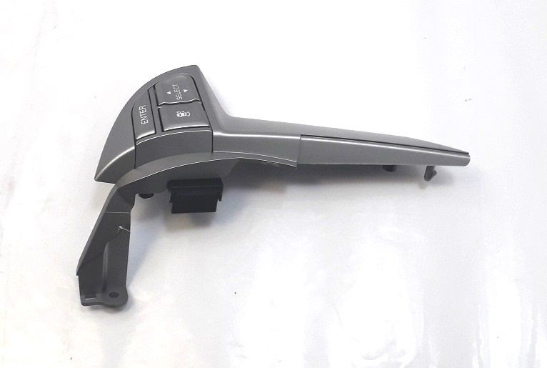 Блок кнопок керування на кермі R BYDS6