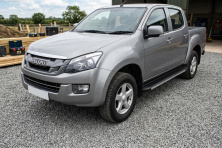Бокові пороги Maya V1 (2 шт., Алюміній) Isuzu D-Max 2011-2019 рр.