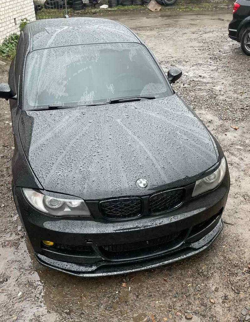 Накладка на передний бампер Lip для BMW 1 серія F20/21 2011-2019 рр