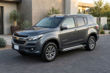 Бокові пороги Rainbow (2 шт., Алюміній) Chevrolet Trailblazer 2012-2019 рр.