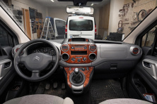 Накладки на панель чорний рояль Citroen Berlingo 2008-2018 рр.