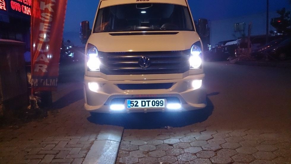 Накладка на передній бампер 2012-2026 (Sport-3, під фарбування) для Volkswagen Crafter рр
