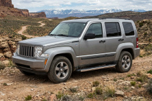 Бокові пороги BlackLine (2 шт., Алюміній) Jeep Cherokee/Liberty 2007-2013 рр.