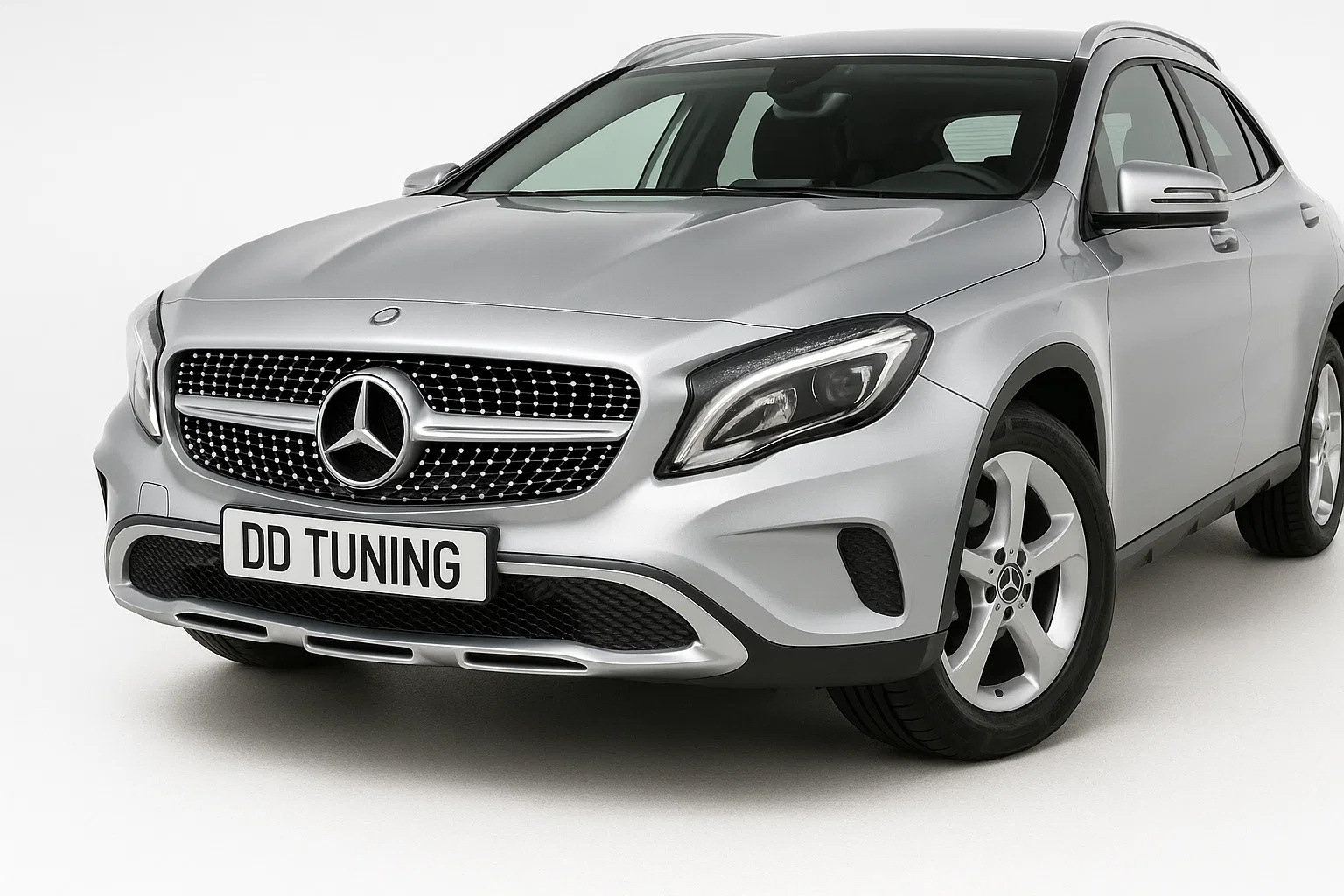 Передня решітка Diamond Silver (2014-2016) для Mercedes GLA X156 рр