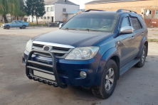 Кенгурятник F12-11 Black (нерж) Toyota Fortuner 2006-2015 рр.