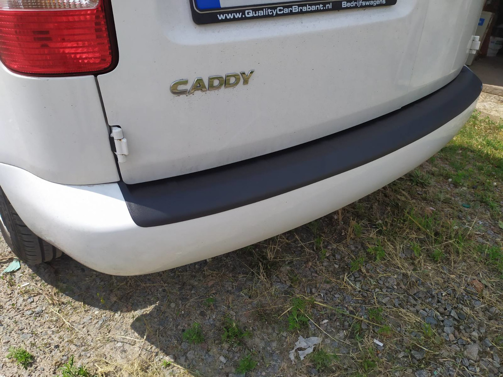 Накладка на задній бампер (ABS) для Volkswagen Caddy 2010-2015 рр