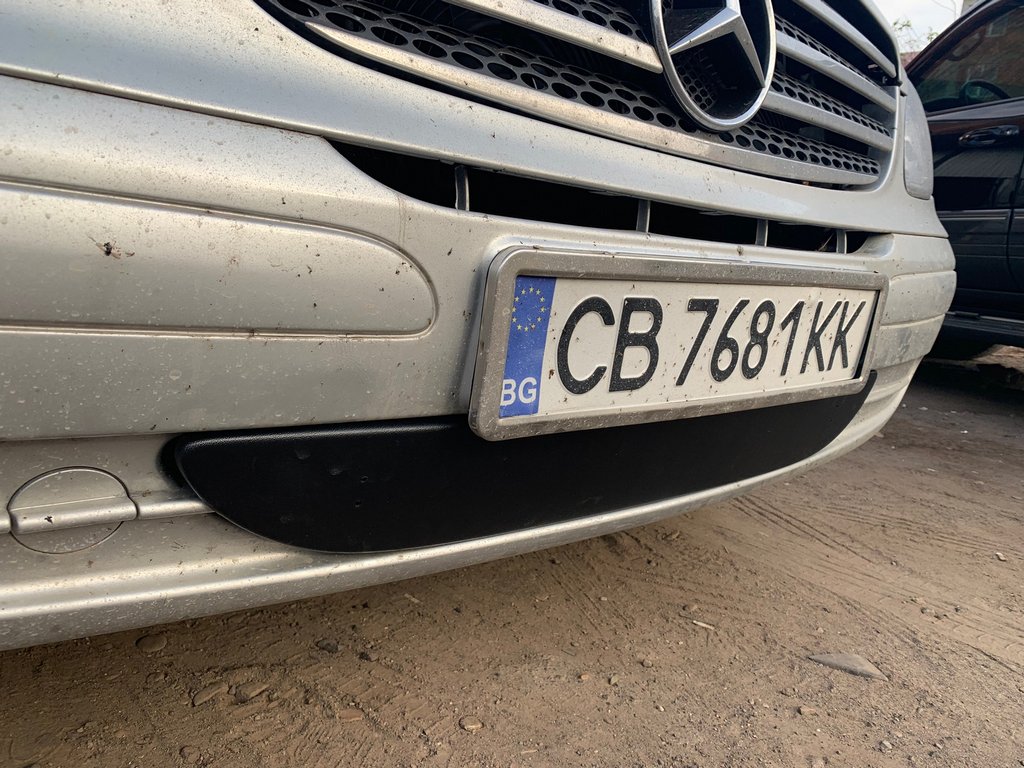 Зимова накладка на бампер (2004-2010) Глянсова для Mercedes Vito W639 рр