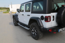 Бокові пороги Tayga V2 (2 шт., Алюміній) Jeep Wrangler 2018- рр.