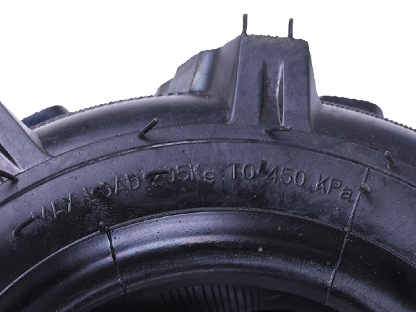 Шина 4,00 -7 TT елочка 3,1 кг (с камерой) AMG-2