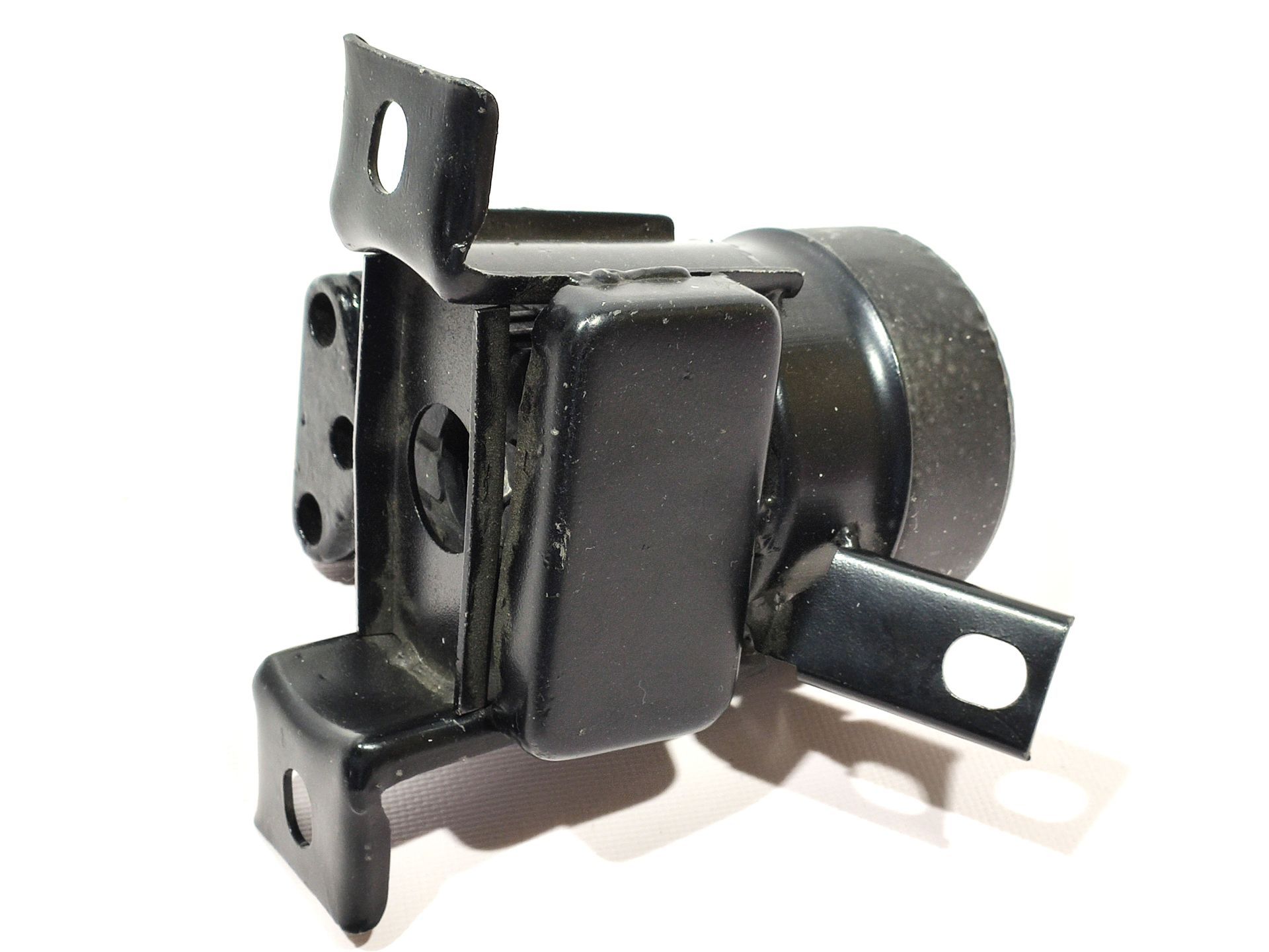 Подушка двигуна R Chery Tiggo KLM