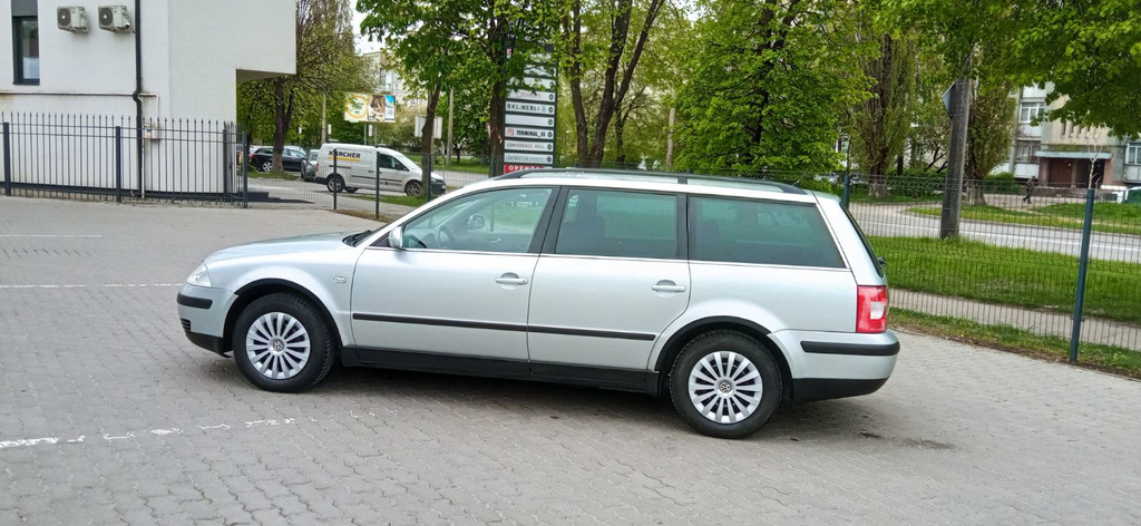 Накладки на арки (4 шт, чорні) SW, 1996-2005, ABS для Volkswagen Passat B5 рр