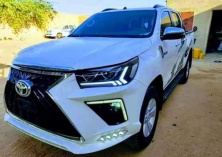 Передній бампер Lexus-design V2 (для 2015-2020) Toyota Hilux 2015- рр.