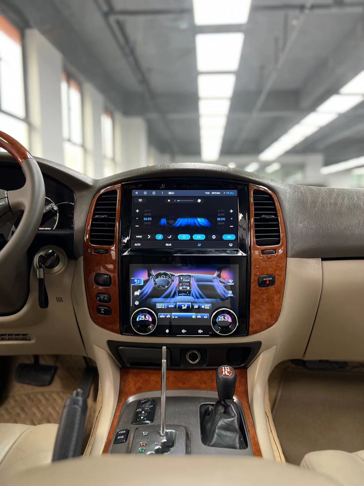 Штатна магнітола Torssen Lexus LX470 04-09 DF108CL/360 4G Carplay